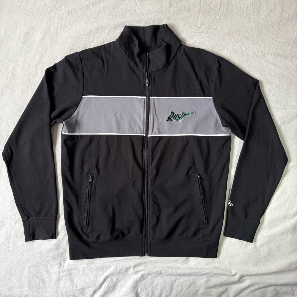 New Era x National Lacrosse League Saskatchewan Rush Men's Sweater. Size XL